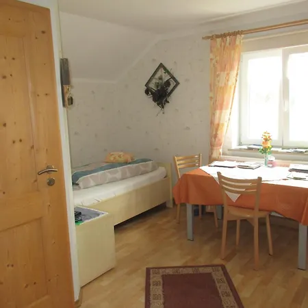 Apartamento Gaestehaus Reisacher - Einzelzimmer *