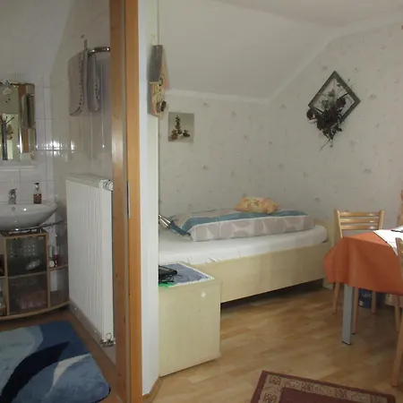 Gaestehaus Reisacher - Einzelzimmer Apartamento