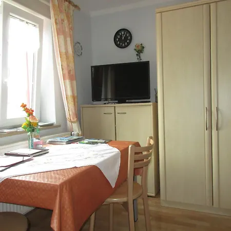 Gaestehaus Reisacher - Einzelzimmer *