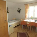 아파트 Gaestehaus Reisacher - Einzelzimmer *