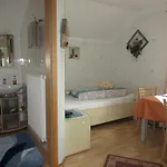 Gaestehaus Reisacher - Einzelzimmer 아파트